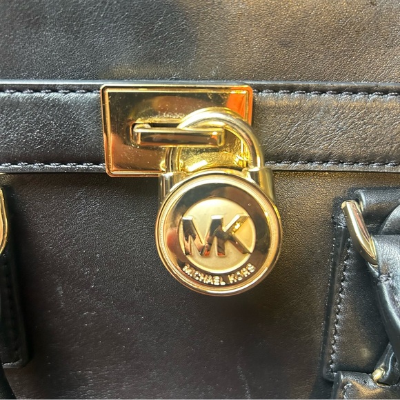 Michael Kors Black Leather Satchel with Modern Silhouette - Picture 7 of 7